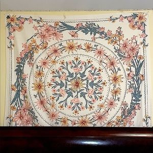Floral wall tapestry